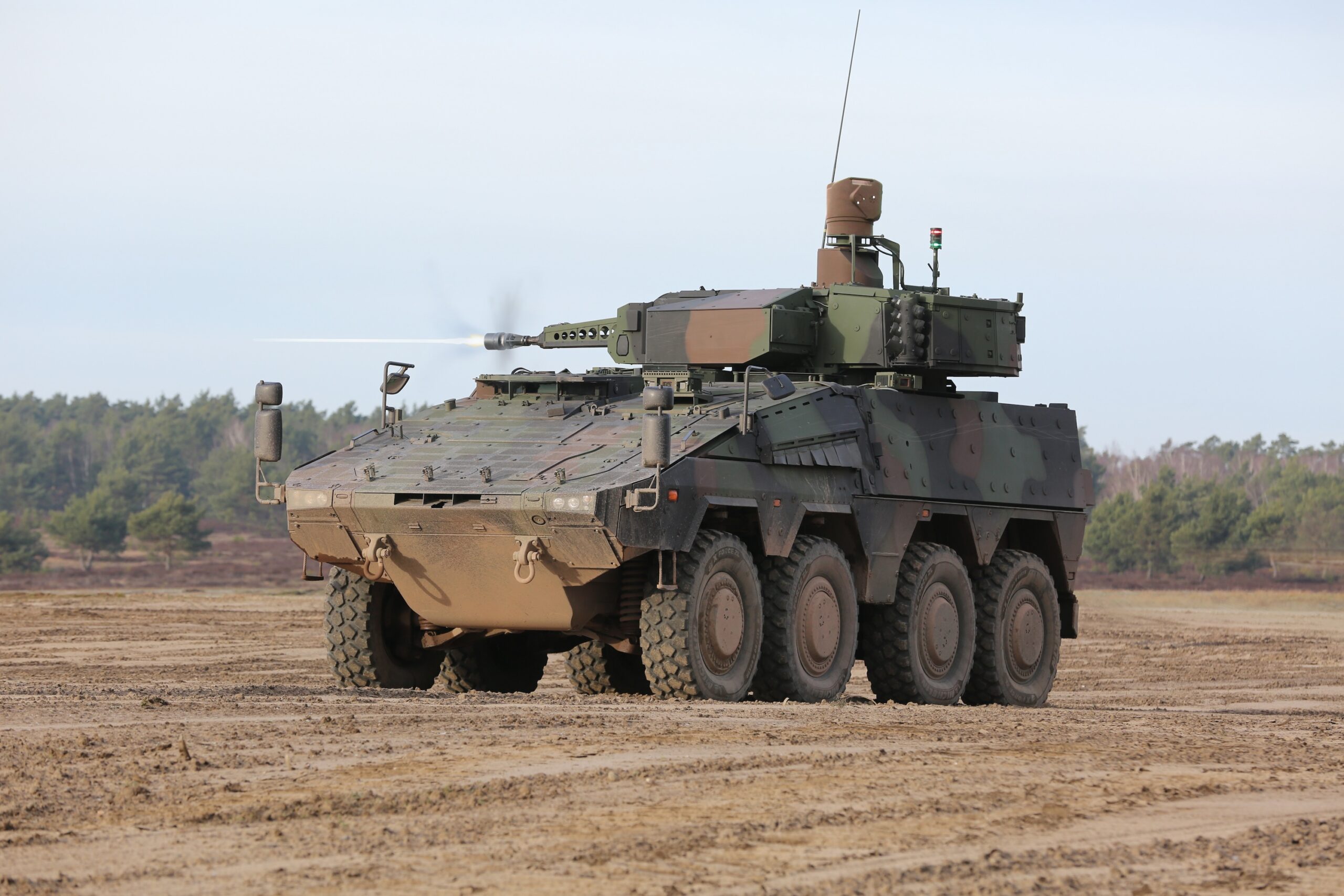 Der Radschützenpanzer Schakal: Ein Boxer mit Puma-Turm.