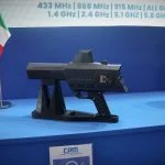 Das kleinste von drei in Paris gezeigten Drohnenabwehrsysteme von CPM aus Italien: Wilson-Plus.