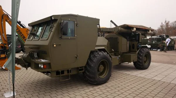 Beim Industry Day der Pioniere zeigte Hydrema Defence das Minenräumsystem 910MCV2.