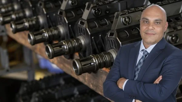 Das X95-Sturmgewehr, oder Micro-Tavor, ist das Standardgewehr der IDF. Ronen Hamudot, Vice Chairman der SK Group.