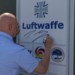 Generalleutnant Ingo Gerhartz, Inspekteur Luftwaffe, bei der heutigen Übernahme der ersten Elemente des neuen deutschen Raketenabwehrsystems Arrow 3 in Israel.