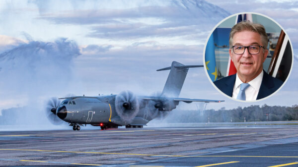 OCCAR: A400M der Luxemburgischen Streitkräfte und Portrait von Joachim Sucker.