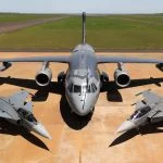 KC-390 von Embraer und Gripen von Saab.