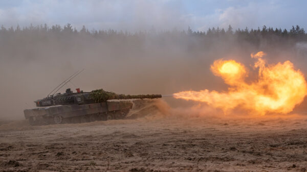 Das System Kampfpanzer, hier ein Leopard 2A7V, wird weiterhin gebraucht, wie der Freiheitskampf der Ukraine zeigt. Doch muss es auf die neue Bedrohung durch Drohnen angepasst werden.