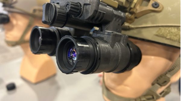 Das neue NOVA Nachtsichtbrille von L3Harris.