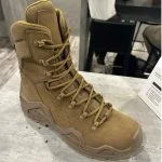 Der überarbeitete Z-8S MK2 GTX PR Kampfstiefel von Lowa, hier Frontansicht.