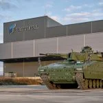 Der erste Lynx erreichte Italien im Dezember 2024, nun gingen die ersten aus diesen Tests resultierenden Schützenpanzer unter Vertrag.