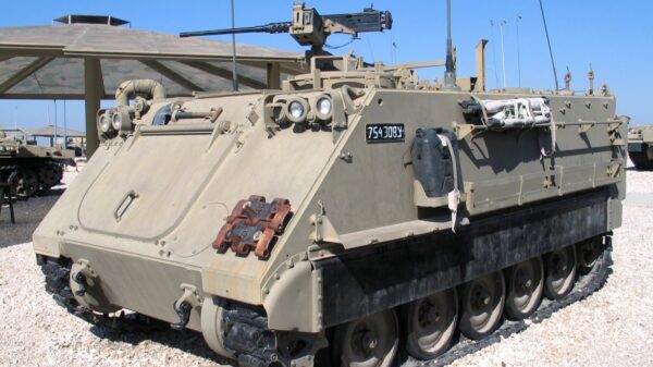 IDF setzt ferngesteuerte M113 mit Sprengstoff im Gazastreifen ein.