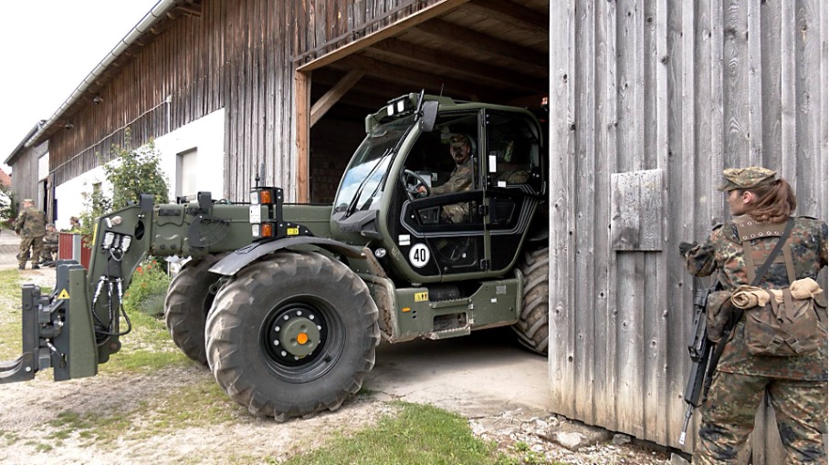 MERLO 4,5t im Einsatz.