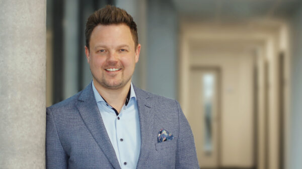 Der 41-jährige Richard Walitza wird neuer Bereichsleiter für das Customer Relationship Management der Hamburger Denkfabrik.