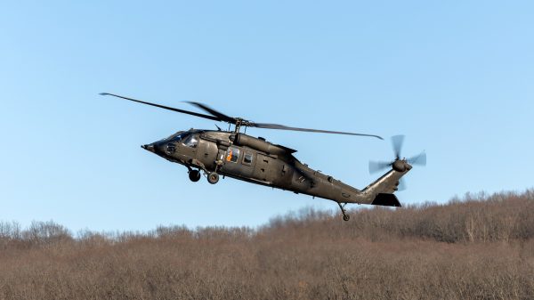Sikorsky bietet Umrüstsätze an, die die Fähigkeiten des firmeneigenen Black Hawk-Hubschraubers erweitern