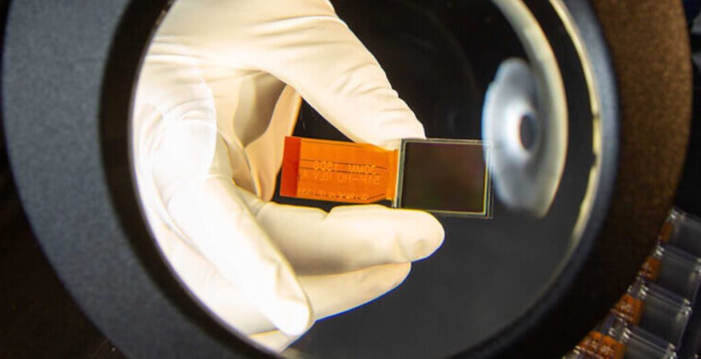 THEON NEXT: Das US-Unternehmen Kopin ist Experte für Microdisplays. Gemeinsam mit THEON aus Griechenland soll jetzt ein europäisches Joint Venture für die Weiterentwicklung von Microdisplays im Bereich der Augmented Reality entwickelt werden.