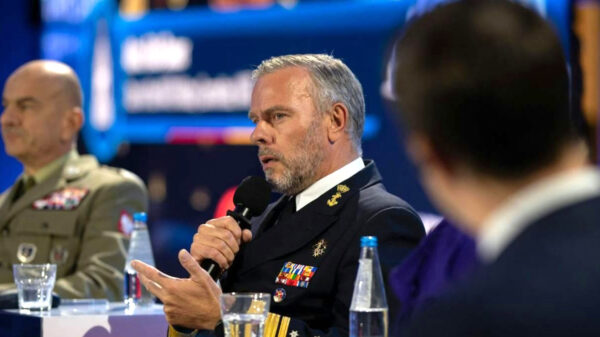 Der niederländische NATO-Admiral Rob Bauer hat die westliche Finanzwelt kritisiert, die seiner Meinung nach durch fehlende Investitionen kein Verständnis für Ihre Rolle der kollektiven Sicherheit zeigen würde.