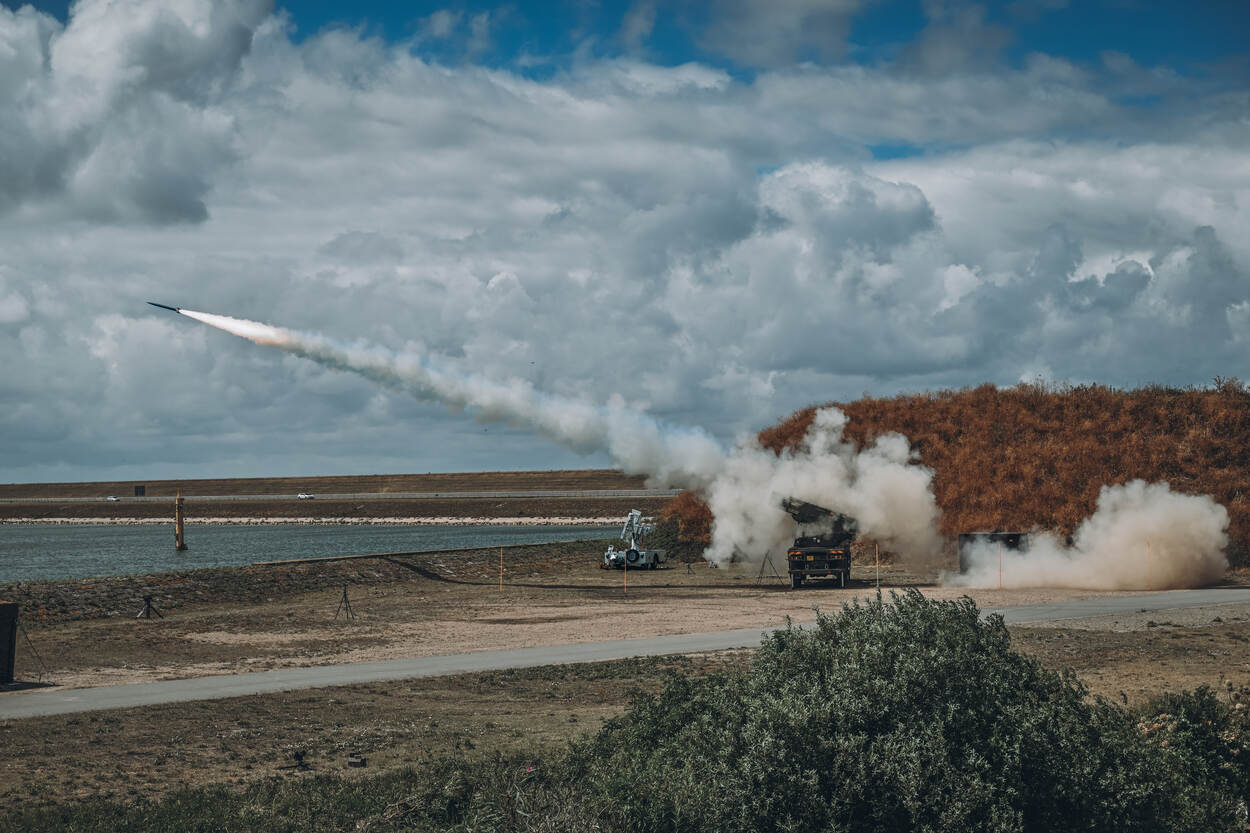 Niederlande testen ihren Mehrfachraketenwerfer PULS.