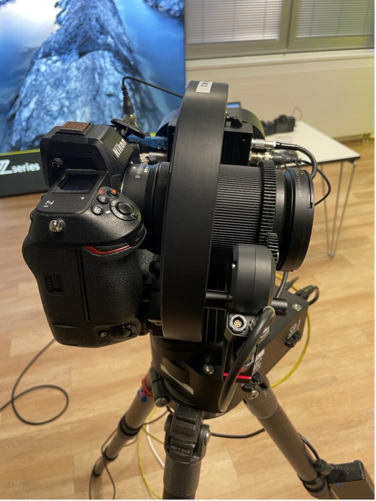Die Nikon SR-1