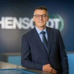 Oliver Dörre ist seit dem 1. April 2024 Chief Executive Officer und Vorsitzender der Geschäftsführung von HENSOLDT.