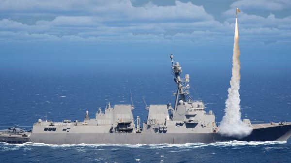Das PAC-3 MSE ist eine Hochgeschwindigkeits-Abfangrakete vom Typ „Hit-to-Kill“, die ursprünglich für das bodengestützte Patriot-Luft- und Raketenabwehrsystem der US-Armee entwickelt wurde.