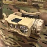 Die neue taktische Stirnlampe Ghost X von Princeton Tec, hier mit dem Befestigungs-Kit für MOLLE.