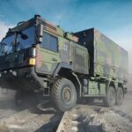 Eine 25-Mio-Vorlage behandelt die Beschaffung von 300 militärischen leichten geländegängigen Lastkraftwagen (Lkw) aus einer bestehenden Rahmenvereinbarung. Eine weitere DIRCM-Selbstschutzsysteme für die C-130J-Tanker.