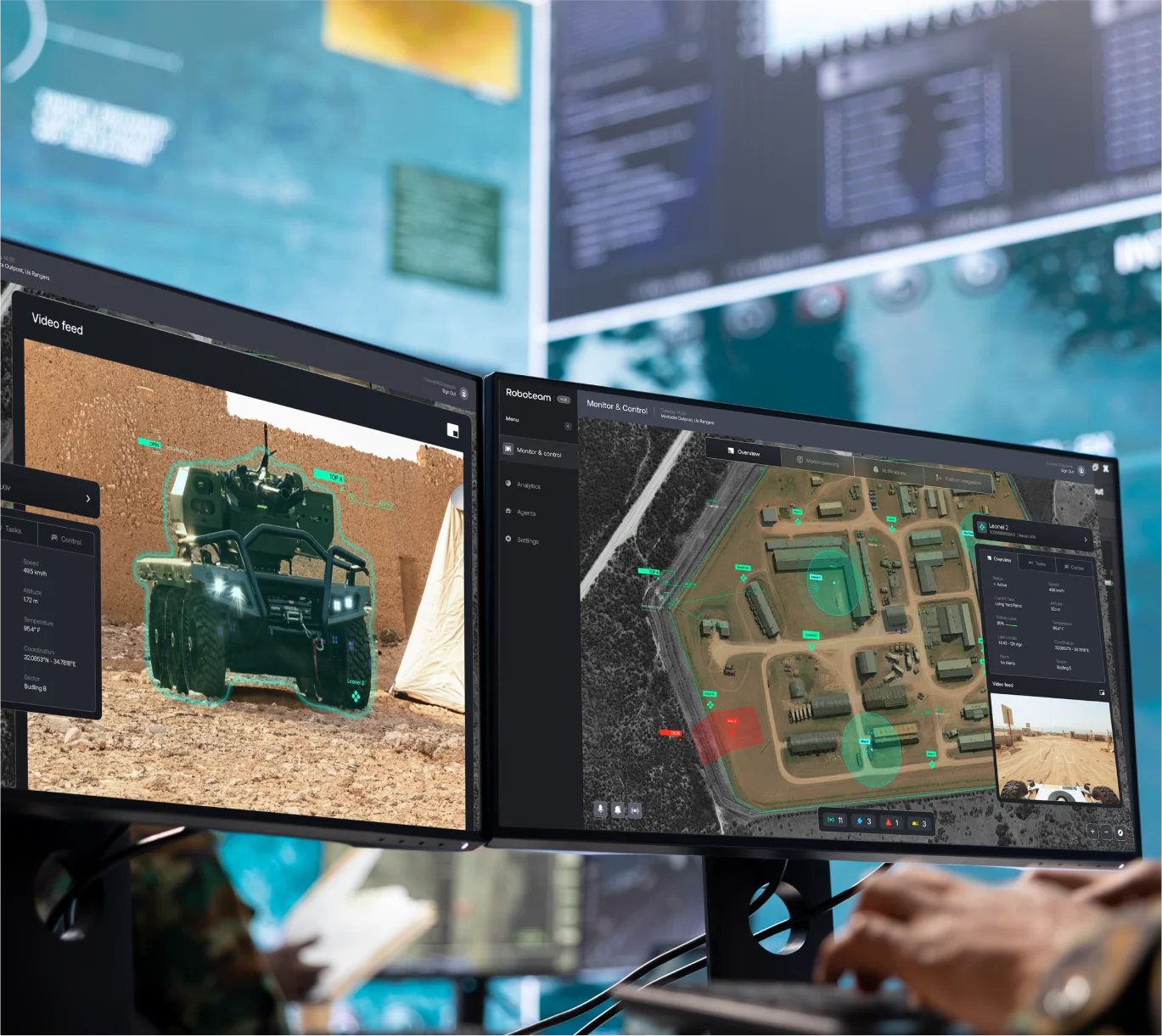 Roboteam hat mit der Terminator-Familie eine Reihe modularer, bewaffneter unbemannter Bodenfahrzeuge (UGV) entwickelt, die mehrere Roboterplattformen in einer einzigen, zentral gesteuerten Kampfeinheit für Infanterie- und Spezialeinsatzkräfte zusammenführen.
