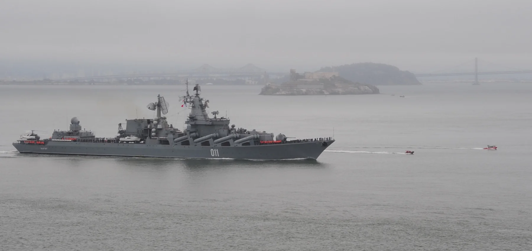 Die Ukraine hat zwei russische Schiffe im SChwarzen Meer angegriffen. Hier symbolisch der Raketenkreuzer Warjag der russischen Marine.