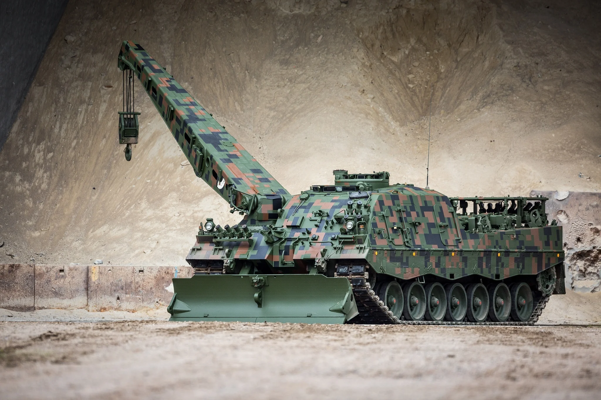 Spezialfahrzeuge wie der Keiler NG – Rheinmetall und PGZ vertiefen Partnerschaft in Polen