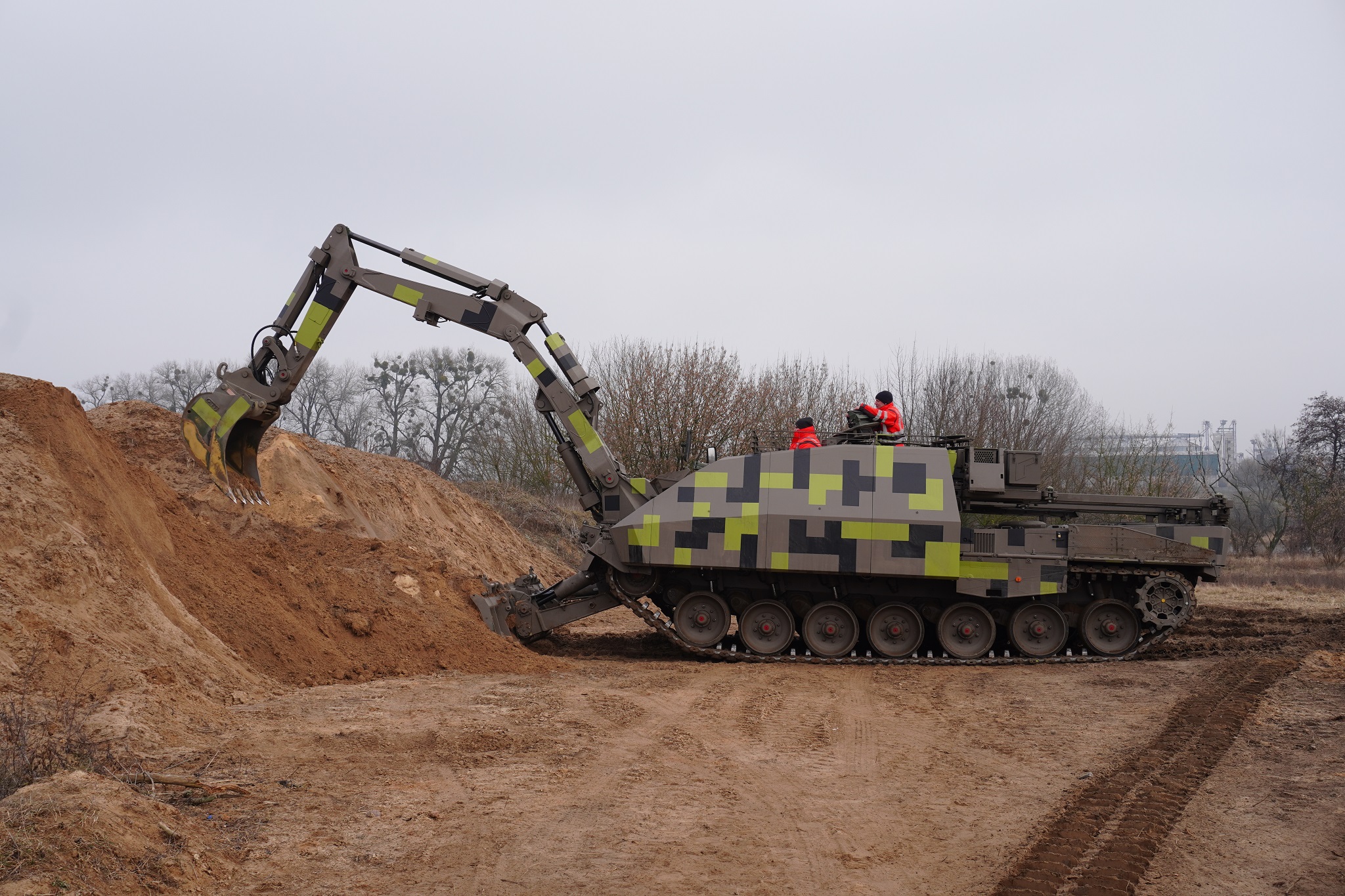 Bei der Pionierarbeit in Polen demonstriert Rheinmetall Leistungsfähigkeit des Kodiak.