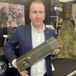 Saab präsentiert die Vielseitigkeit des Schutzes auf der Enforce Tac, vom Sirius Compact (links) bis zum Barracuda (rechts).