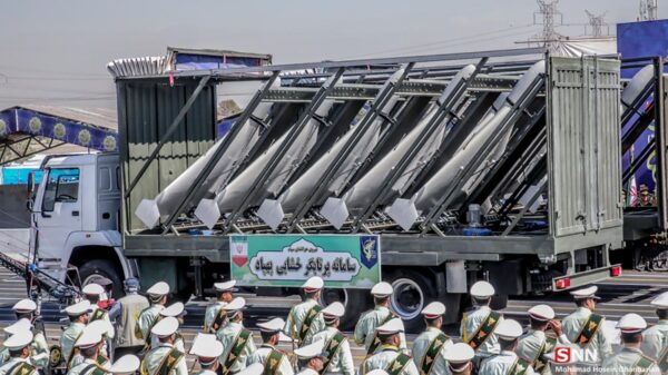 Shahed 136 Drohnen bei der iranischen Militärparade im Jahr 2023.