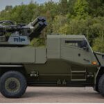 Spezialfahrzeug Foxhound mit RIwP-Turm für die Luftverteidigung vorgestellt