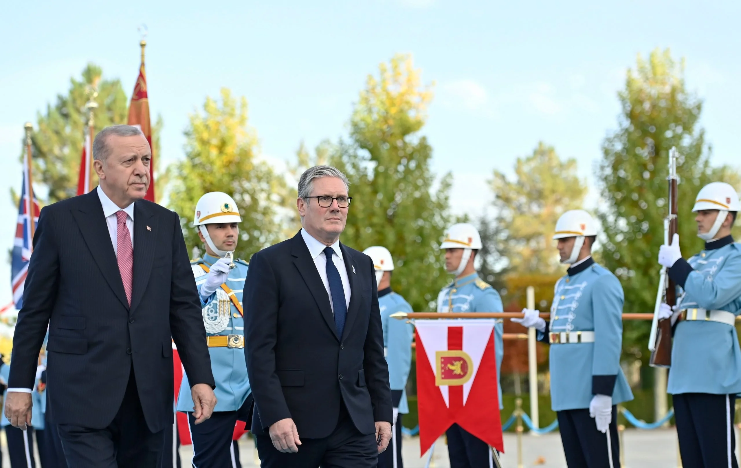 Empfang mit militärischen Ehren.