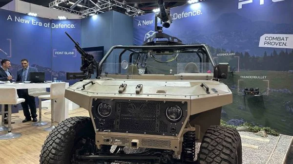 Das neue leichte Luftlandefahrzeug der deutschen Spezialkräfte, der TAHR, auf der diesjährigen Enforce Tac.