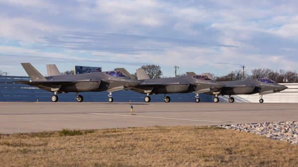 Drei Lockheed Martin F-35 „Adir”-Flugzeuge landeten am Sonntag auf dem israelischen Luftwaffenstützpunkt Nevatim.