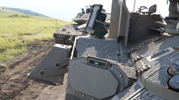 TROPHY auf einem israelischen Merkava Kampfpanzer.