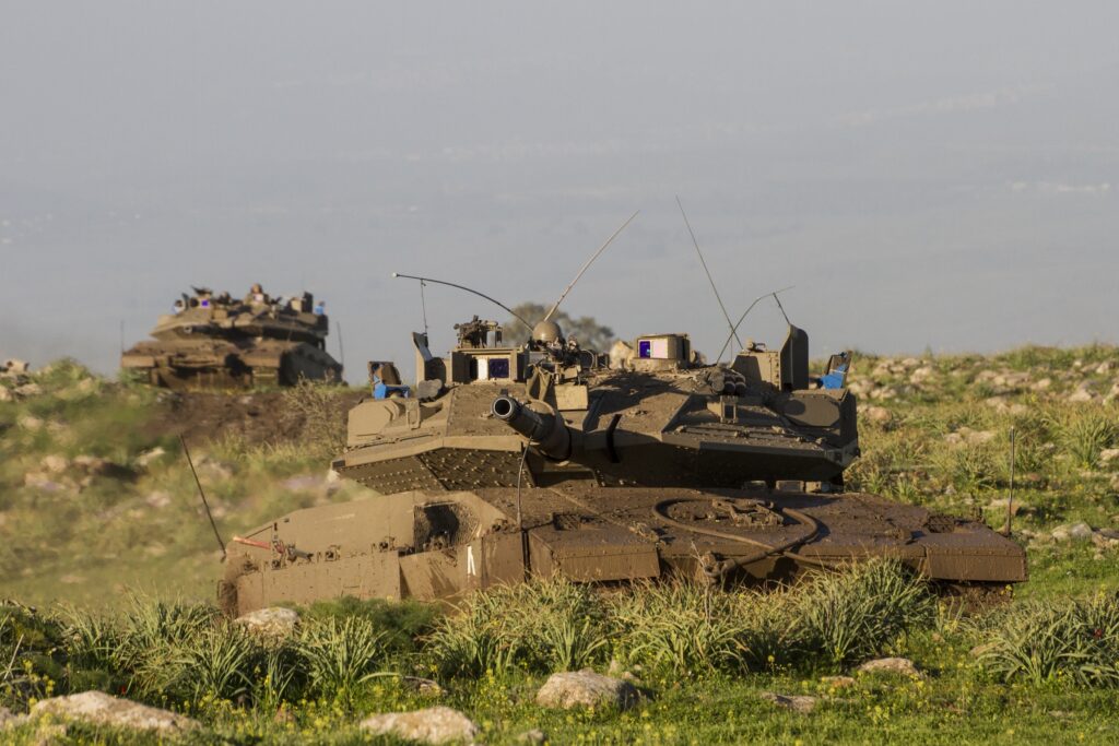 Israelischer Kampfpanzer Merkava mit Trophy.