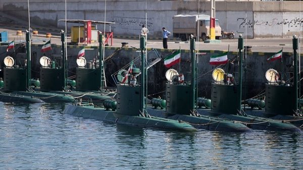 Berichten zufolge sind derzeit mehr als 20 iranische Mini-U-Boote der Ghadir-Klasse im Persischen Golf stationiert.