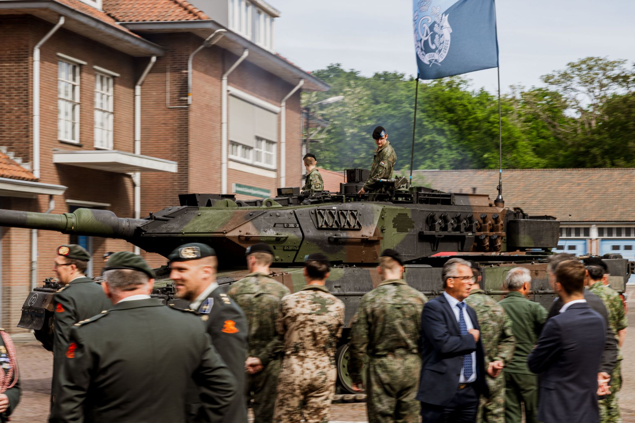 Heute unterzeichneten die Niederlande den Vertrag zur Beschaffung von 46 Kampfpanzern Leopard 2 A8.