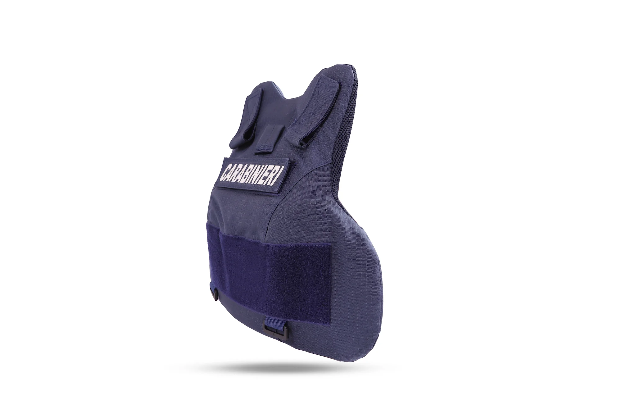 Die speziell für Frauen entwickelten Schutzwesten von SOURCE werden europaweit von Polizei- und Militärkräften eingesetzt.