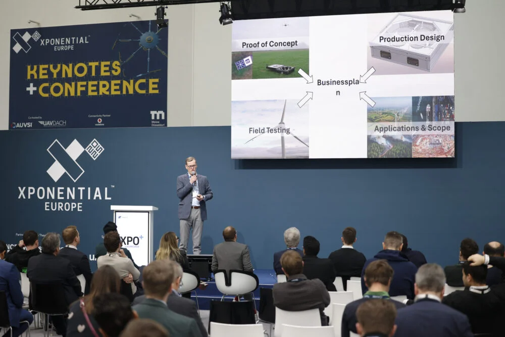 Trend: Präsentation im Rahmen des XPO+ Launcher auf der XPONENTIAL Europe 2025: Start-ups stellen Entwicklungs- und Anwendungsperspektiven autonomer Technologien vor Fachpublikum vor. © Messe Düsseldorf / ctillmann