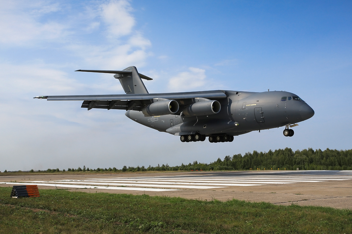 Die Xian Y-20 ist ein militärisches Transportflugzeug aus China, welches für Waffenlieferungen an Iran genutzt werden könnte.