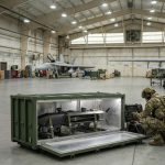 Ein Raketenbehälter von ZARGES im Feldeinsatz.