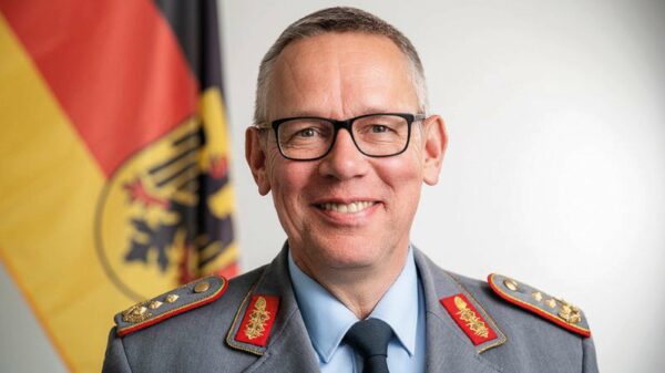 Generalleutnant Bernd Schütt, Befehlshaber des Einsatzführungskommandos der Bundeswehr, sieht seit 2022 ein bis dahin nicht gekanntes Tempo in der NATO.