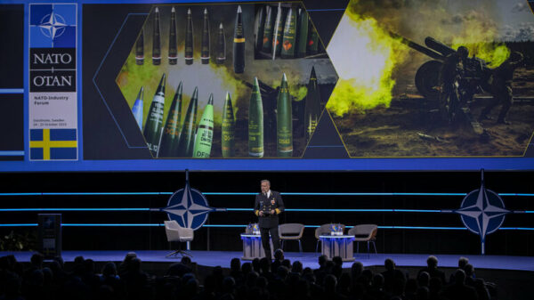 Rüstungsindustrie: Der Vorsitzende des NATO-Militärausschusses, Admiral Bauer, spricht beim Industry Forum der NATO 2023.