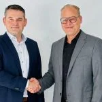 Neuer CEO der EUROBOTICS GmbH, Raffael Klaschka (l.), und sein Vorgänger Christoph Otten.
