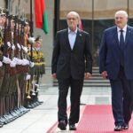 Bei seinem Besuch in Belarus unterzeichneten der iranische Präsident Massud Peseschkian (l.) und der belarusische Diktator Aljaksandr Lukaschenka 13 Abkommen – aus iranische Waffenfabriken im Ausland könnten dazugehört haben.
