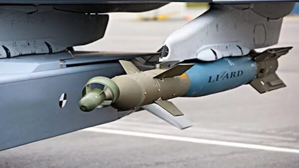 Munitionsnachbeschaffung von Elbit Systems verfügt auch über das Präzisionslenkungssystem Lizzard.
